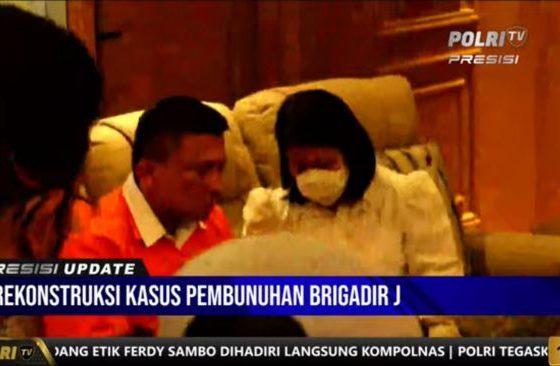 Ekspresi Putri Chandrawati Lebih Banyak Menunduk Saat Duduk dengan Sambo, Ahli Forensik Emosi: Kemungkinan Ada Pressure