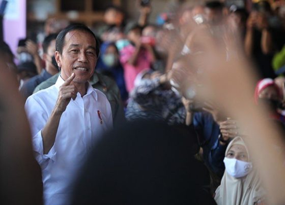 Heran Wacana Tiga Periode Diprotes, Jokowi: Ngomong Ganti Presiden Kan Juga Boleh